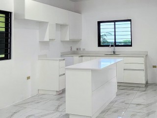 Apartment For Rent in RED HILLS, Kingston / St. Andrew Jamaica | [5]