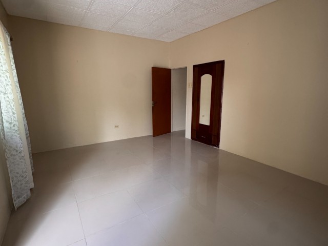 Flat For Rent in Mannings Hill Road, Kingston / St. Andrew Jamaica | [1]