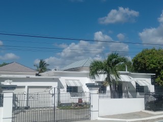 House For Sale in St Jago South, St. Catherine Jamaica | [13]