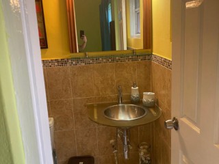 Apartment For Rent in Upper Waterloo Road, Kingston / St. Andrew Jamaica | [5]