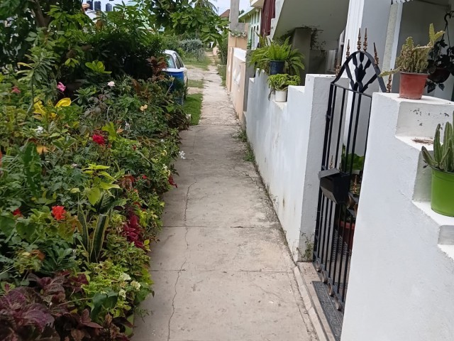 House For Sale in Kensington, St. Catherine Jamaica | [3]