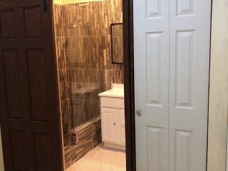 Flat For Rent in Toronto Avenue off Molynes closer BLVD, Kingston / St. Andrew Jamaica | [1]