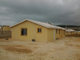House For Sale in CORAL SPRINGS, Trelawny Jamaica | [1]