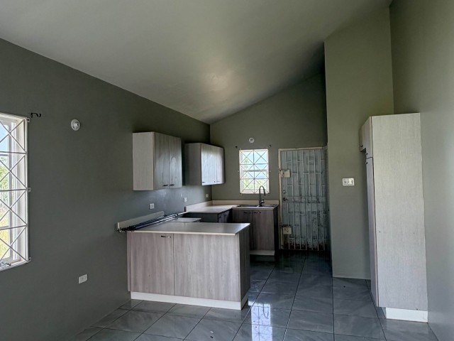 House For Rent in Camelot Village, St. Ann Jamaica | [7]