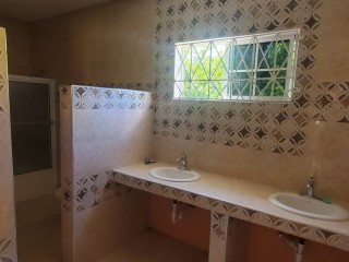 House For Sale in Homestead Park, St. Catherine Jamaica | [5]