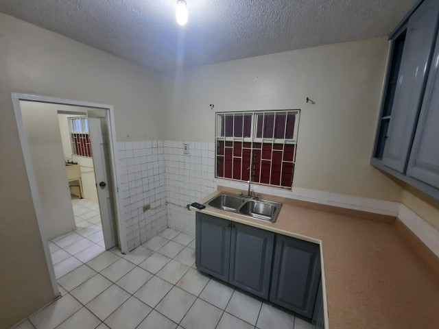 Townhouse For Rent in Long Lane, Kingston / St. Andrew Jamaica | [4]