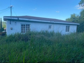 House For Sale in OUTRAMS ESTATE HAMMERSMITH, Trelawny Jamaica | [2]