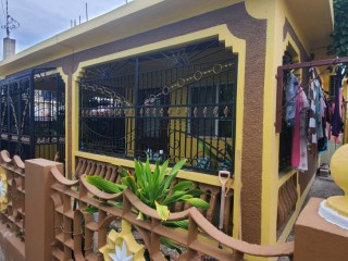 2 bed House For Sale in CHRISTIAN GARDENS, St. Catherine, Jamaica