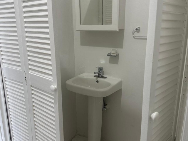 Apartment For Rent in Stillwell Road, Kingston / St. Andrew Jamaica | [12]