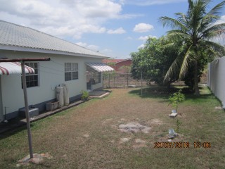 House For Sale in Billys Drive, Clarendon Jamaica | [3]