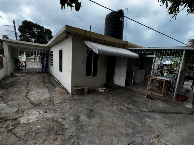 House For Sale in Ensom City, St. Catherine Jamaica | [6]