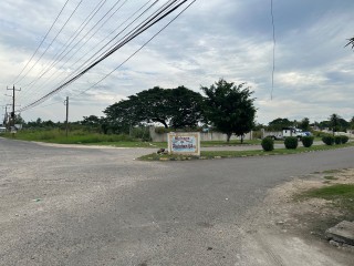 Commercial land For Sale in 1 Sydenham Villas, St. Catherine, Jamaica