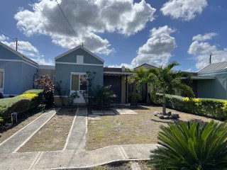 2 bed House For Sale in Jacaranda, St. Catherine, Jamaica