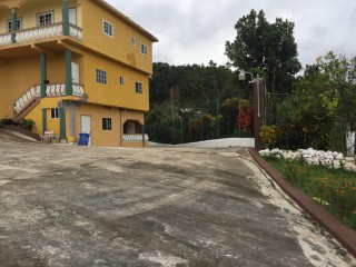 Apartment For Sale in Topper Hill St Andrew, Kingston / St. Andrew Jamaica | [12]