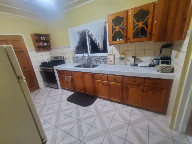 House For Sale in Dragon Bay, Portland Jamaica | [10]
