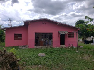 House For Sale in Four Paths, Clarendon Jamaica | [3]