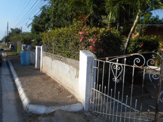 House For Sale in Lionel Town, Clarendon Jamaica | [14]