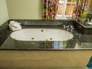 House For Rent in Hollywood Drive, Kingston / St. Andrew Jamaica | [12]