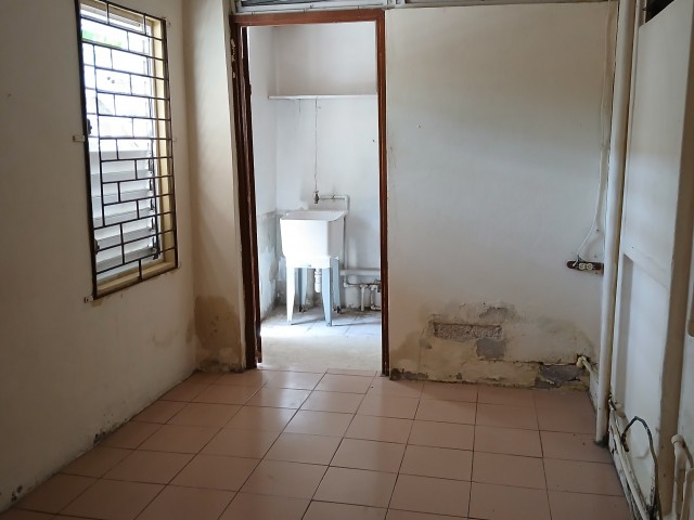 House For Sale in Passage Fort  Portmore, St. Catherine Jamaica | [4]