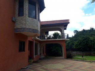 5 bed House For Sale in Smokey Vale, Kingston / St. Andrew, Jamaica