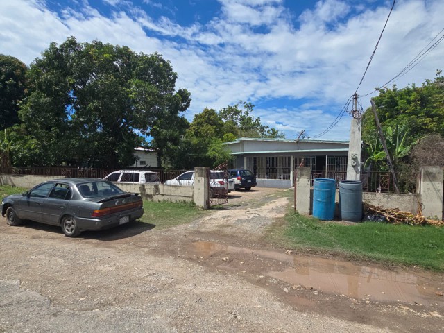 5 bed House For Sale - Patrick City, Kingston / St. Andrew, Jamaica