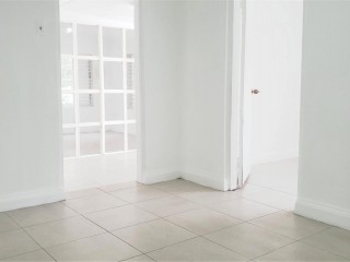 Commercial building For Rent in Near Devon House, Kingston / St. Andrew Jamaica | [1]