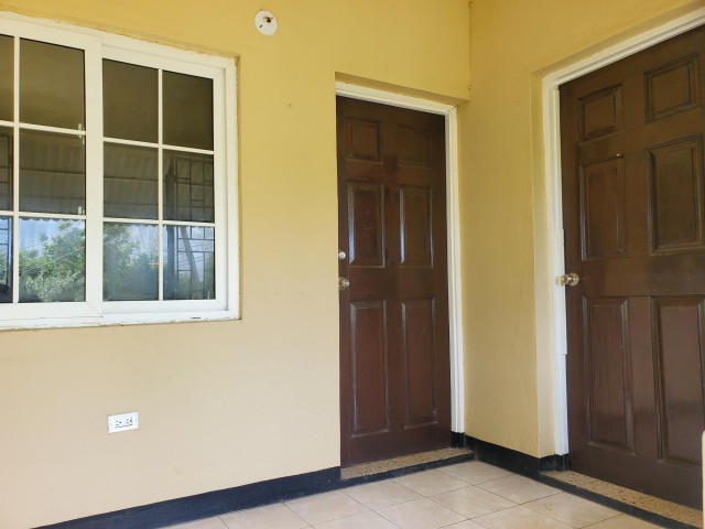 House For Sale in WHITE HORSES, St. Thomas Jamaica | [5]