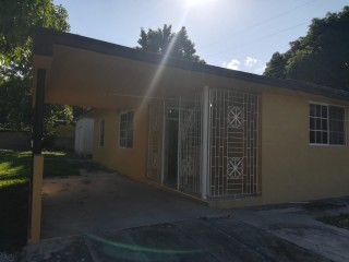 3 bed House For Sale in Kingston 6, Kingston / St. Andrew, Jamaica