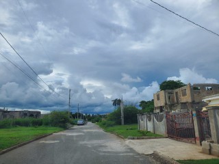 House For Sale in Orchards  off Spanish Town Bypass, St. Catherine Jamaica | [1]