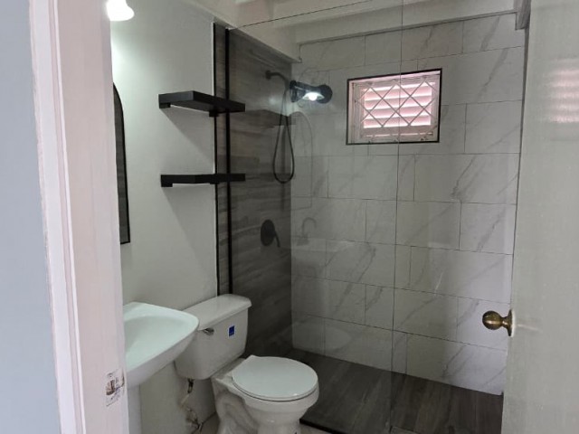 Apartment For Rent in Waterloo Road, Kingston / St. Andrew Jamaica | [7]