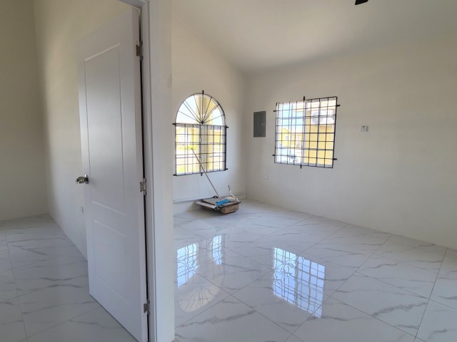 House For Sale in Phoenix Park Phase 2, St. Catherine Jamaica | [2]
