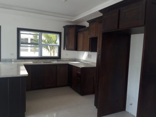 Apartment For Sale in Cherry Gardens Proper, Kingston / St. Andrew Jamaica | [11]