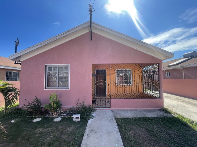 2 bed House For Rent - Portmore, St. Catherine, Jamaica