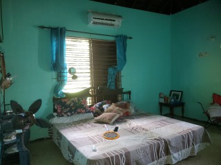 House For Sale in Kingston 8, Kingston / St. Andrew Jamaica | [4]