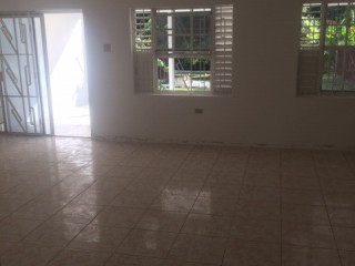 Townhouse For Rent in RUSSELL HEIGHTS CHERRY GARDENS, Kingston / St. Andrew Jamaica | [5]