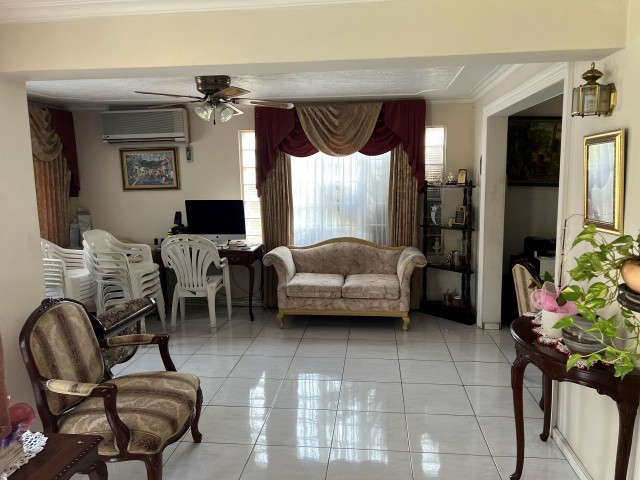 House For Sale in Liguanea, Kingston / St. Andrew Jamaica | [2]
