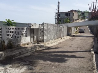 House For Sale in QUEENS DRIVE, St. James Jamaica | [3]