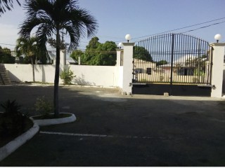 1 bed Apartment For Rent in Gated community, Kingston / St. Andrew, Jamaica