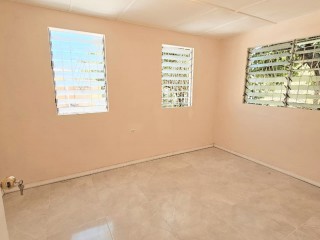 House For Sale in Molynes, Kingston / St. Andrew Jamaica | [14]