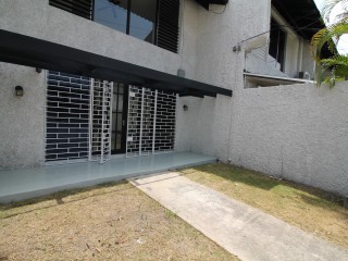 Townhouse For Rent in Constant Spring Shortwood, Kingston / St. Andrew Jamaica | [3]