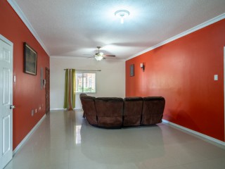 2 bed Apartment For Sale in Kingston 19, Kingston / St. Andrew, Jamaica