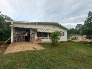 3 bed House For Sale in Treadways, St. Catherine, Jamaica