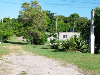 3 bed House For Sale in Birds Hill, Clarendon, Jamaica