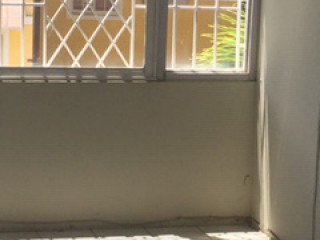 Townhouse For Rent in UPPER SHORTWOOD ROAD, Kingston / St. Andrew Jamaica | [5]