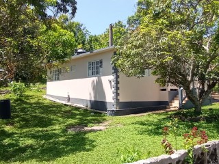 House For Sale in Chatham PA, St. James Jamaica | [7]