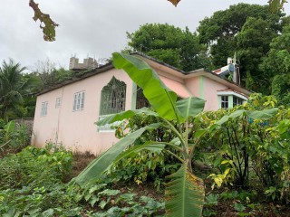 2 bed House For Sale in Islington, St. Mary, Jamaica