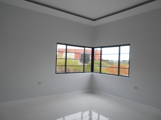 House For Sale in May Day, Manchester Jamaica | [4]