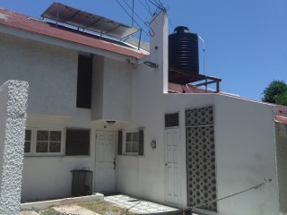 House For Sale in Queen Mews, St. James Jamaica | [1]