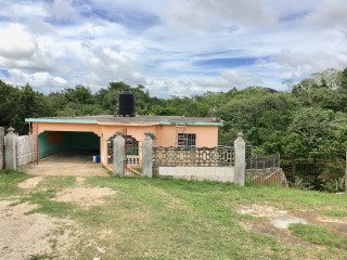 House For Sale in Hatfield, Manchester Jamaica | [9]