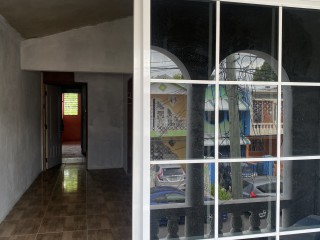 3 bed Townhouse For Sale in Hamilton Gardens Portmore Saint Catherine, St. Catherine, Jamaica